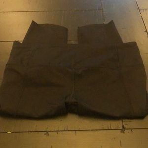 Athleta Workout Capris Sz SP